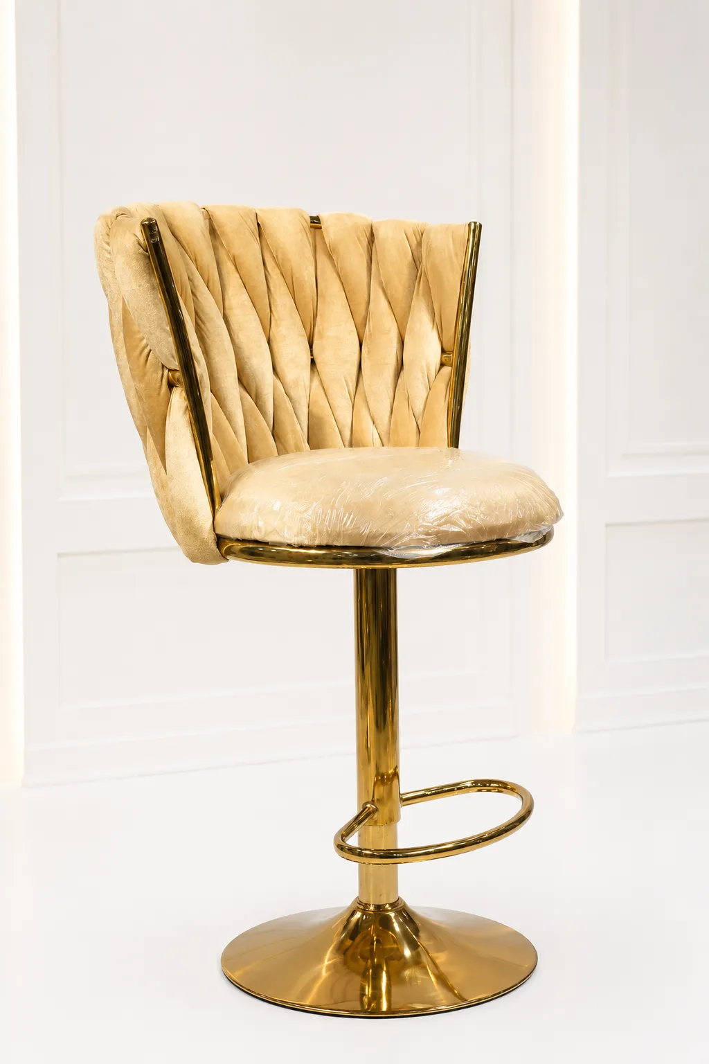 Luxury Gold Velvet Bar Stool – Modern Tufted Swivel Adjustable Counter Height Chair Luxury gold velvet bar stool from featuring a cream tufted woven velvet backrest and a polished metallic gold pedestal base.